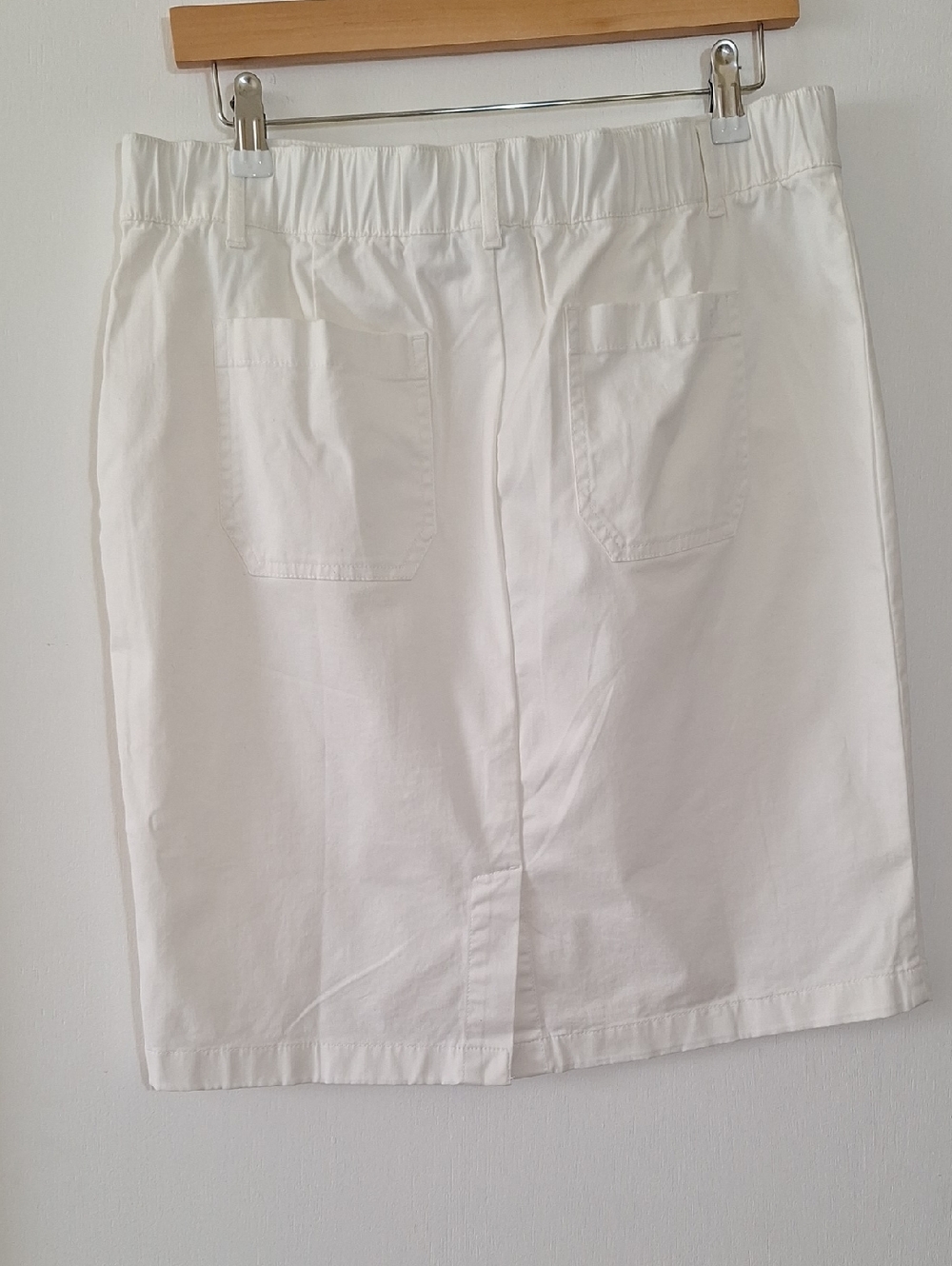 White Knee Length Skirt Medium M Petite P Slim Skirt 21in Stretch - Picture 5 of 9